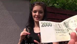 penge amatør teenager brunette udendørs