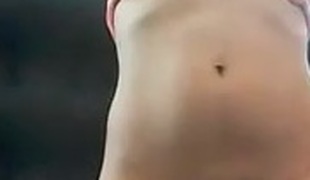 rasata bruna masturbazione solitario webcam riprese da vicino dritto